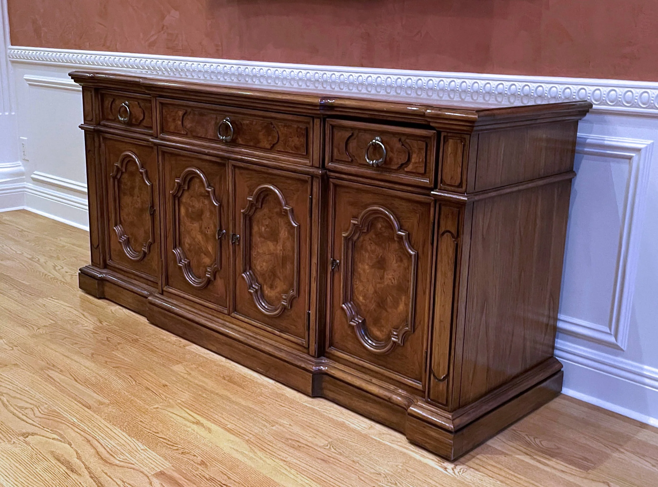 Encore Furniture Gallery-Thomasville Legacy Collection Four-Door